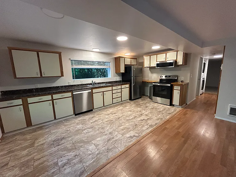 61 Olympic Ln — Photo 3