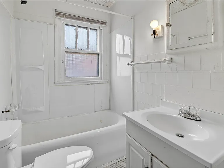 426 Floyd St #A — Photo 15