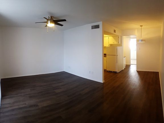 3rd image of 2944 E Fairmount Ave APT 236