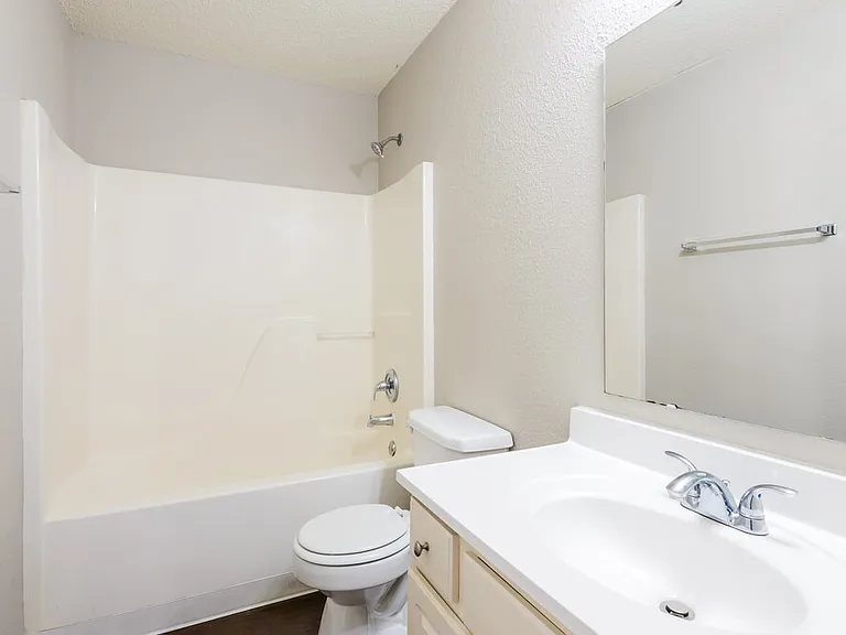 9674 Thomas Ln — Photo 15