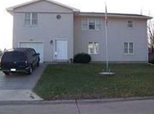 2606 Stafford Blvd, Bettendorf, IA 52722