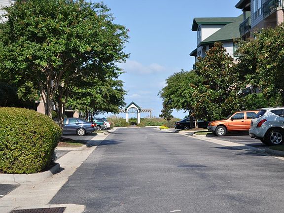 2nd image of 3236 Page Ave APT 301