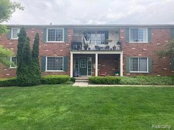 401 Baldwin Ave APT 208, Rochester, MI 48307