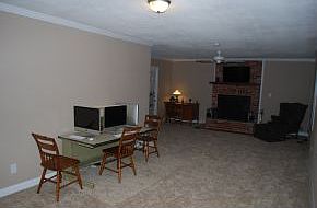 5th image of 2842 S Roan St