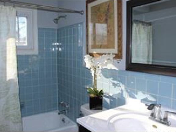 Bath room 1