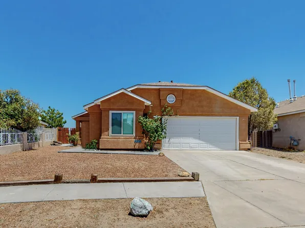 512 Thoroughbred Dr SW, Albuquerque, NM 87121