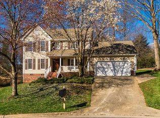 6 Ivy Brook Ct, Greensboro, NC 27407