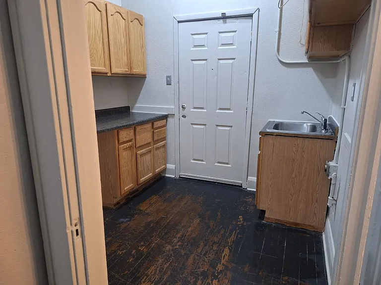 876 Payne Ave #31 — Photo 2