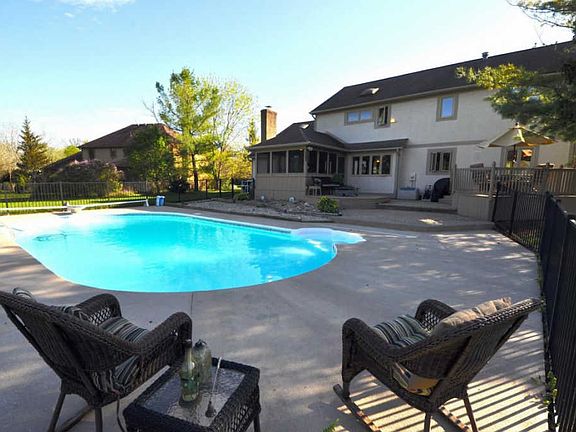 5th image of 5022 Glenaire Dr