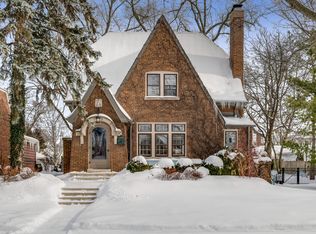 201 N Evergreen Ave, Elmhurst, IL