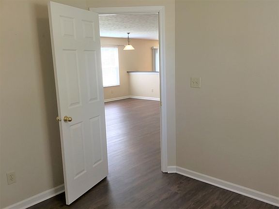 4th image of 14994 Alysheba Dr