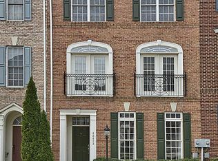 42473 Regal Wood Dr, Ashburn, VA