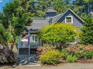828 7th St, Lake Oswego, OR 97034