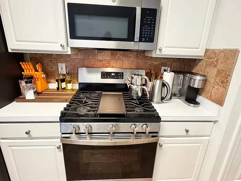 10975 Wittenridge Dr — Photo 8