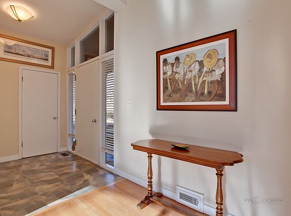 5th image of 319 Briarwood Ln
