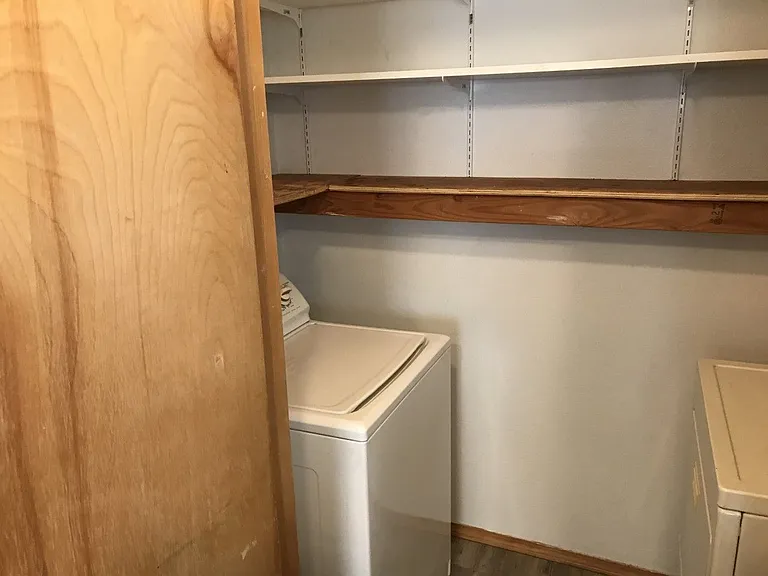 667 Sunset Ave NE #1 — Photo 8