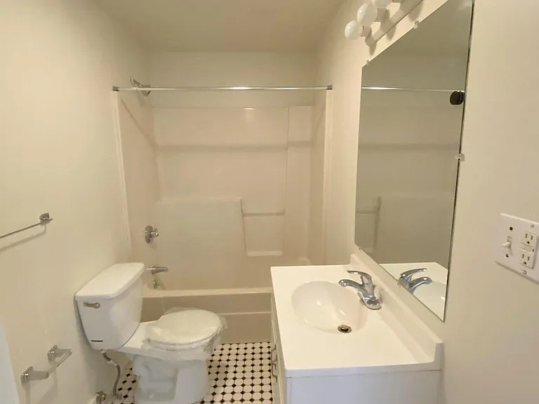 1206 Cambridge St #1 — Photo 10
