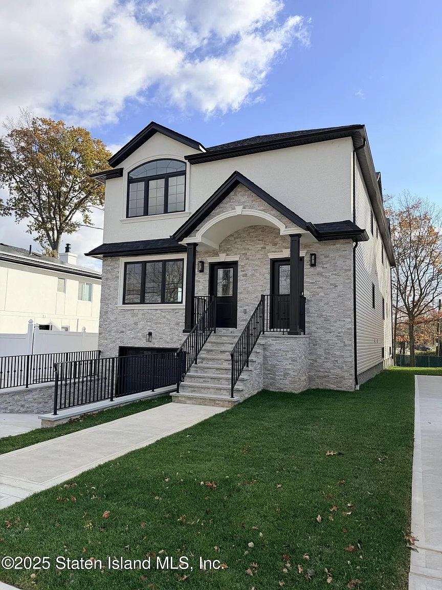 58 Rathbun Ave #2 photo 1