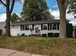 2363 Trygg Dr, Dubuque, IA 52001