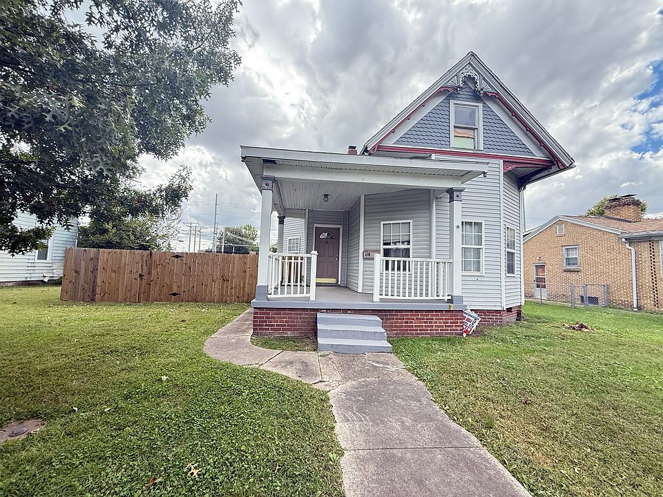 1st image of 913 Washington Ave #2