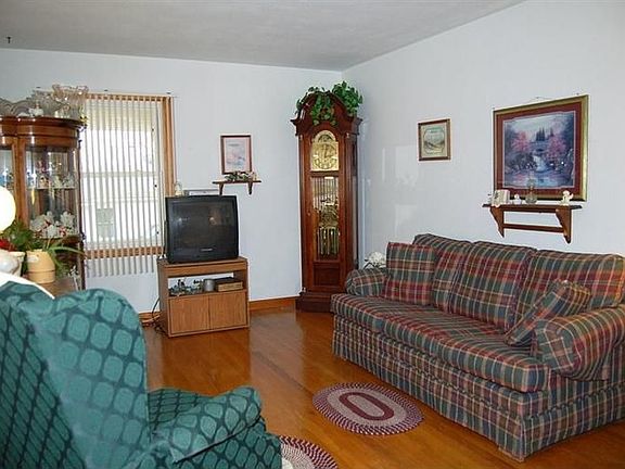5th image of 1201 Southern Hills Blvd