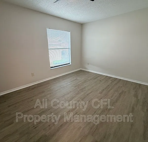1625 Long Ridge Ct — Photo 8