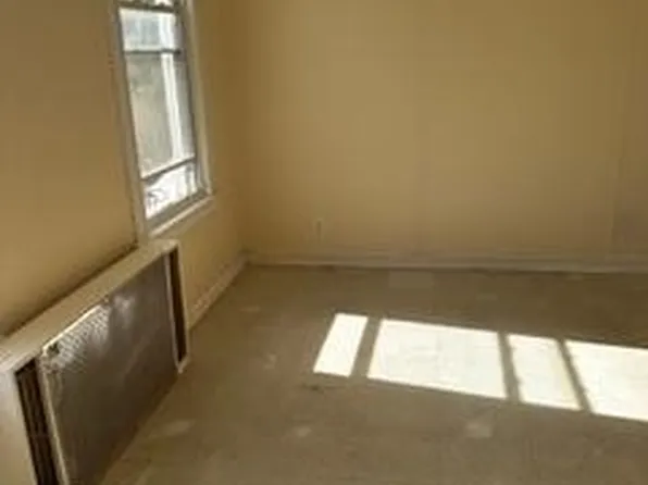 28 Lincoln Street image 10 of 16