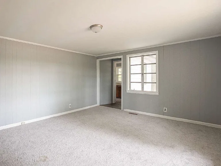 5570 Keith Rd — Photo 10