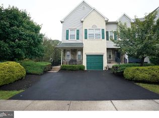 739 Dell Ct, Southampton, PA 18966