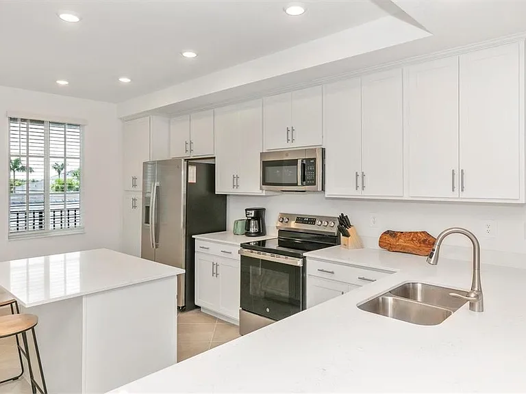 12320 Wellen Golf St #204 — Photo 9