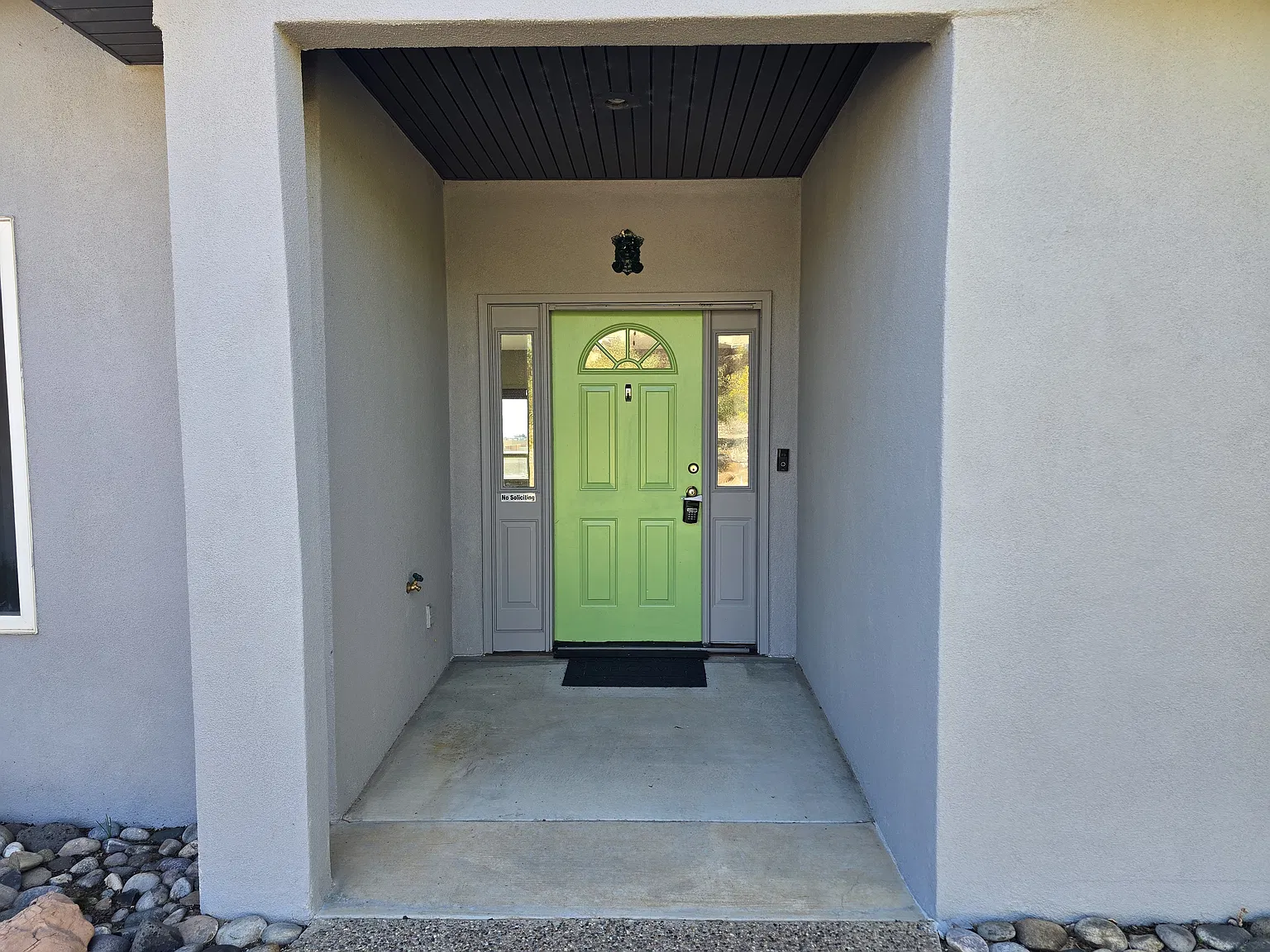 3 bed, 2022 sqft, $2,495 — Photo 4
