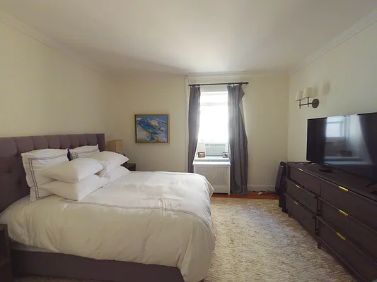 Rented by G. Laurie Cooper | media 4