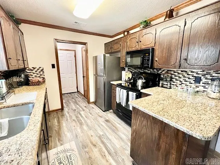 6500 Lakewood Dr — Photo 21