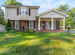 5614 Genny Ct, Louisville, KY 40214