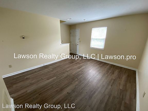 5th image of 1327 Winborne St SW #7624785