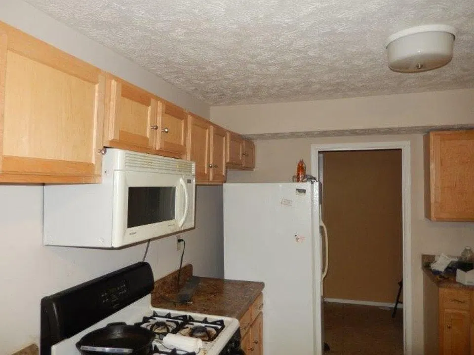 4015 NW 54th St