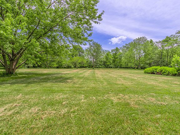 3rd image of 16409 Little Eagle Creek Ave