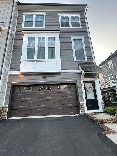 1st image of 1692 Beech Leaf St