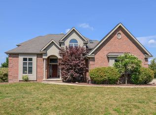 8126 Trail Rdg, Dexter, MI 48130