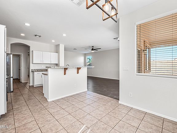 5th image of 2985 E RAVENSWOOD Drive