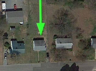 10 Spring Dr, Lexington, NC 27295