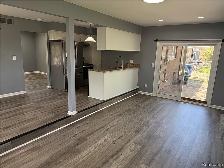 32246 Oakview Dr — Photo 6