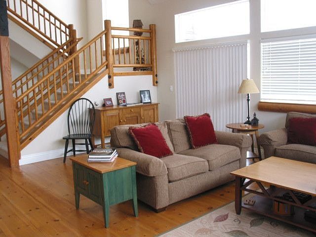1st image of 28276 Geneva Ln