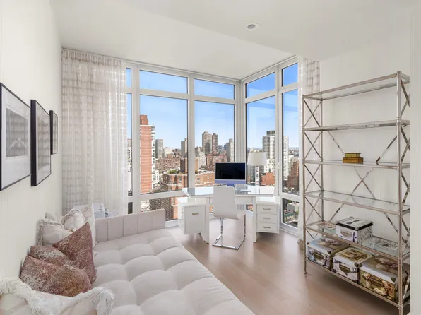 1355 1st Avenue image 12 of 13