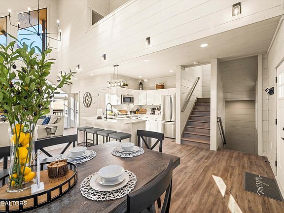 5th image of 506 Warbonnet Way