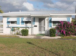 1560 Council Dr, Sun City Center, FL 33573