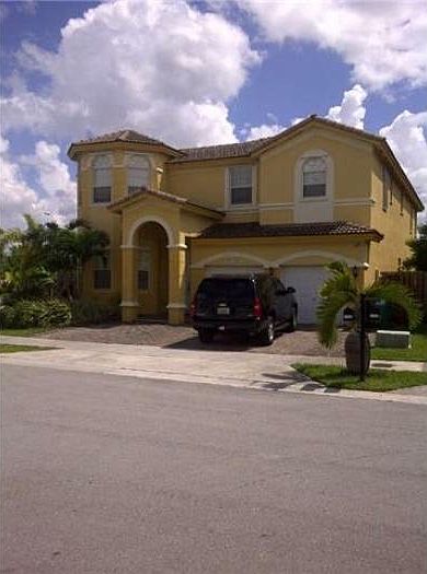 1st image of 11330 NW 82nd Ter
