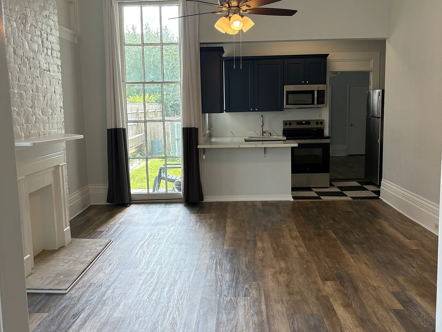 1 bed, 1000 sqft, $1,500 — Photo 4