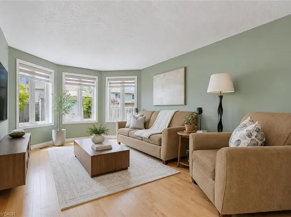 19 Ryde Rd, Guelph, ON N1K 1V8