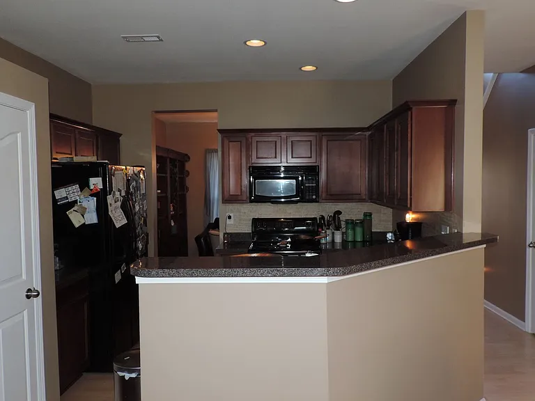 1947 Moss Creek Dr — Photo 5